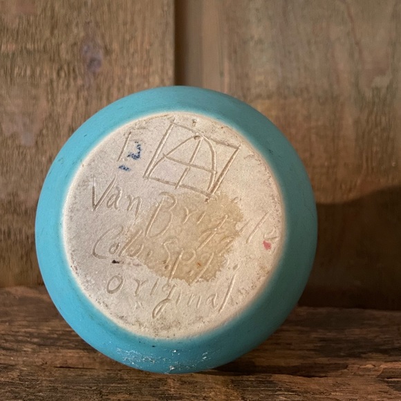 Van Briggle - Picture 2 of 3